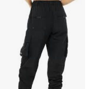 Alo yoga cargo pants